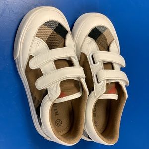 Preppy Burberry toddler shoes. Good condition